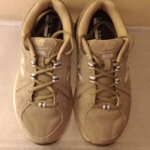 Women's New Balance 608 SZ 8W